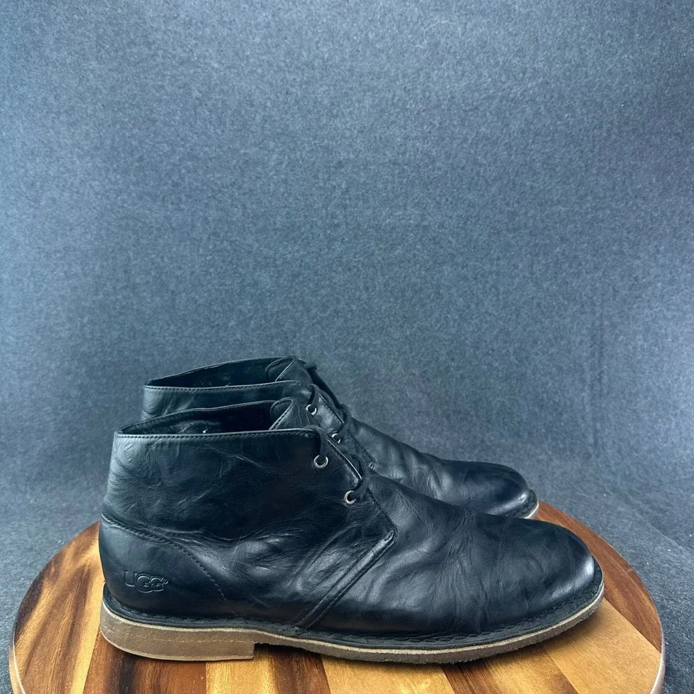 UGG Leighton Black Leather Chukka Boots Mens 13 S/N 3275 Ankle Desert Boots